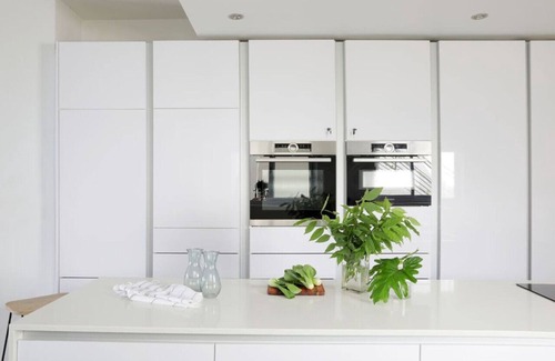 Clifton Apartment | Modern Clifton Apartment - Number 5101