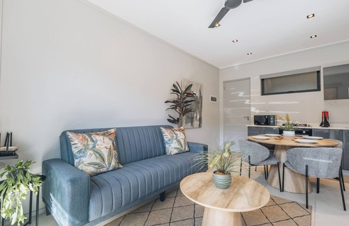 Port Zimbali Apartment | Modern Coastal 1 BDR, Pool & Sauna