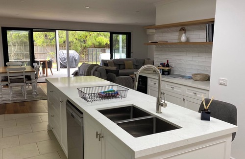 Rye House | Modern Coastal Entertainer Family Beach House with Bungalow & Spa, pet friendly.