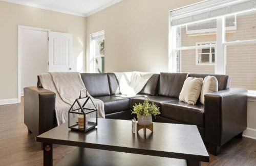 Central House | Modern Comfort and Resort Style Living Near CU