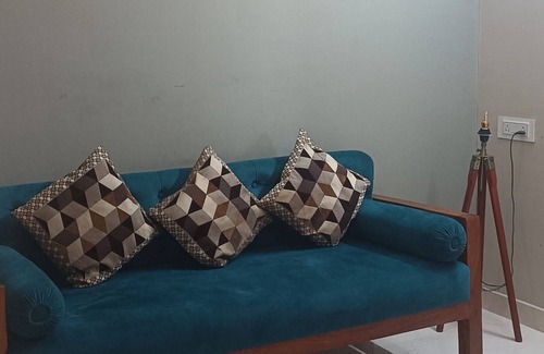 Bengaluru House | "Modern Comfort Awaits at Breezy2BHK – Your Perfect Getaway!"