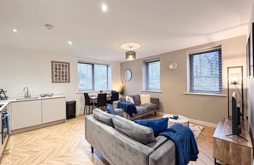 Leeds Apartment | Modern Comfort | 2BR Home for 4 | Relax & Unwind