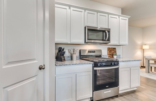 Broken Arrow House | Modern Comfort in the Heart of Broken Arrow!