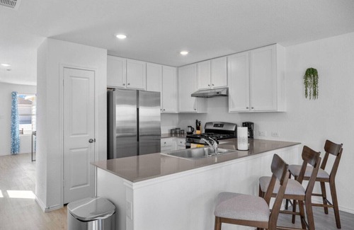 New Braunfels House | Modern Comfort in New braunfels