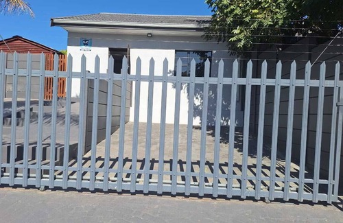 Trawal Apartment | Modern Comfort Meets Cozy Living: 2-Bedroom Flat in Prestigious Protea Heights