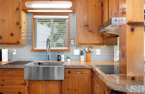 Alta Sierra Cabin | Modern Comfort in the Southern Sierras