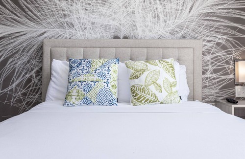 Old Town House | Modern Comfy Apt In the ❤️ of Old Town w/WiFi+Cable