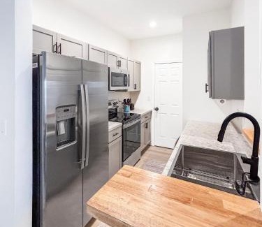 Rehoboth Beach Apartment | Modern & Comfy - Close to Shopping, Christmas Village, Outlets & Beaches- Easy GF access