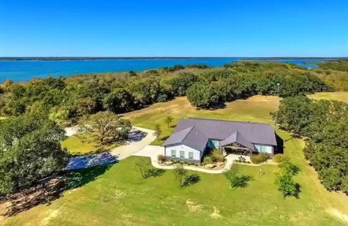 Pilot Point Other | Modern, Comfy & Stylish Farmhouse - Direct Lake Access/Fishing Pond/Wildlife