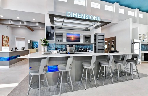 Reunion Hotel | Modern Condo near Disney with Resort & Waterpark Access - B33-142