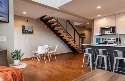 Historic Downtown La Crosse Condo | Modern condo near the heart of downtown La Crosse and all it has to offer!