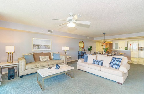 North Myrtle Beach Condo | Modern Condo @ Yacht Club Villas