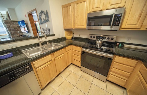Mountain House Condo | Modern Condo with a Short Walk to the Village!