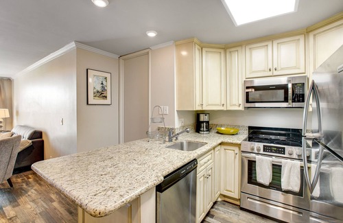 Townsite Condo | Modern condo with access to pool & hot tub in great location