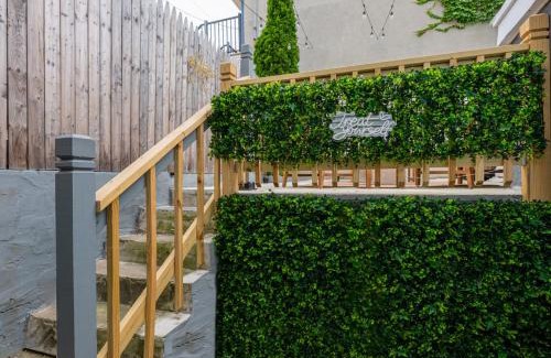 The Heights House | Modern Condo with Private Porch, Mins to NYC