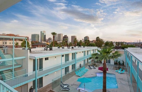 Roosevelt Condo | Modern Contemporary Living in DTPH - Poolside.