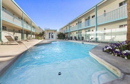 Roosevelt Condo | Modern Contemporary Living in DTPH - Poolside.