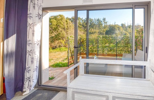 Taglio-Isolaccio Apartment | Modern, cosy apartment for 2 people.