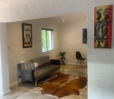 Hout Bay Apartment | Modern cottage in Hout Bay