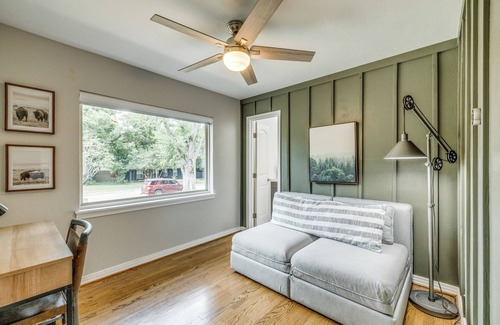 Central Arlington House | Modern & Cozy 2BR near UTA/AT&T
