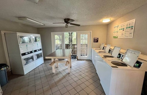 Houston Apartment | Modern & Cozy Apartment near The Galleria