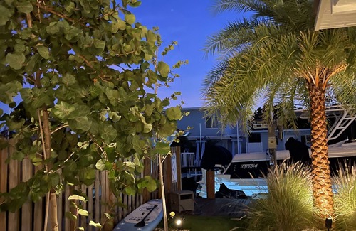 Plantation Key House | Modern Cozy Beachouse Gem