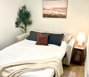 Sunset Apartment | Modern Cozy Home