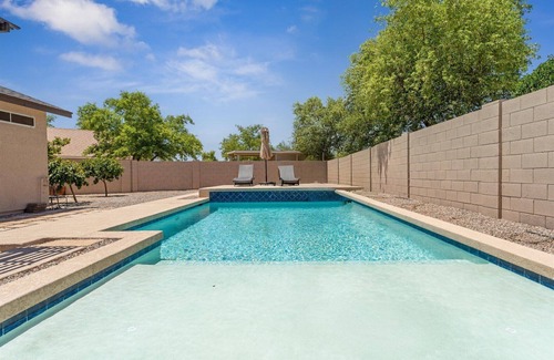 Castlegate House | Modern & Cozy House With Salt Pool & Baja Deck In San Tan Valley