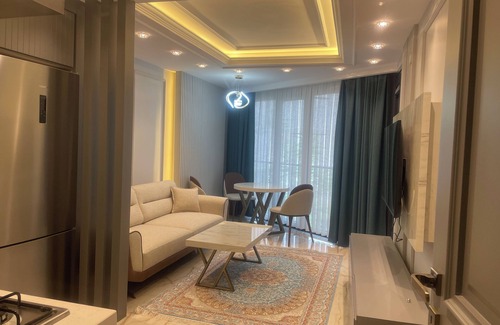Zeytinburnu Apartment | Modern Cozy Studio next to Fisekhane & Marmaray