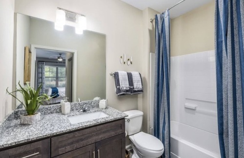 Ladson Apartment | modern cozy