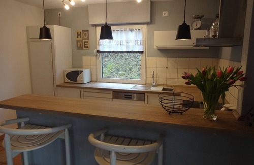 Roth House | Modern, cozy vacation home Natalie with new fitted kitchen and box spring bed