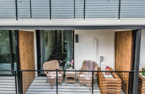 Virginia Highland Condo | Modern Décor Hideaway In The Heart Of Midtown Atlanta