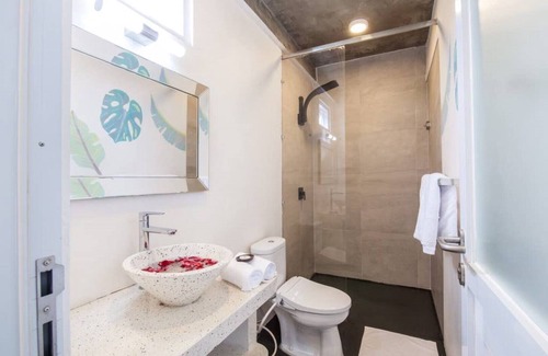 Pererenan Hotel | Modern, Deluxe Room with pool view #1