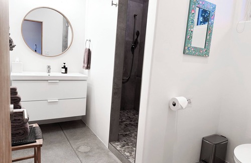 Clarkdale Resort | Modern Desert Suite in Boutique Resort
