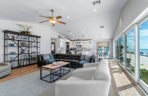 Bonita Springs House | Modern Direct Beachfront Paradise | 3-Bedroom & 2.5 Bath