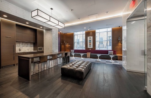 Old Town House | Modern Downtown Condo - 1BR + 1BA + Sofabed
