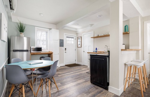 Traverse City House | Modern Duplex | Downtown | AC | Walkable |