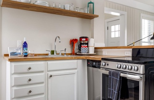 Traverse City House | Modern Duplex | Downtown | AC | Walkable |