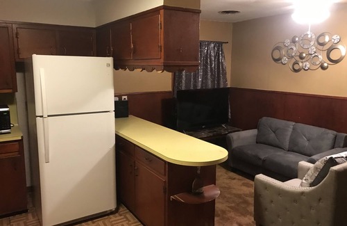 Beaumont House | Modern East End Home Easy Access Lamar Univ, Hospital Disctrict, and Mobile