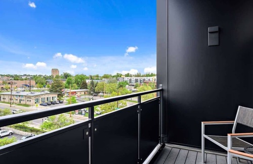Highland Condo | Modern Eclectic Penthouse Loft | Zuni Lofts