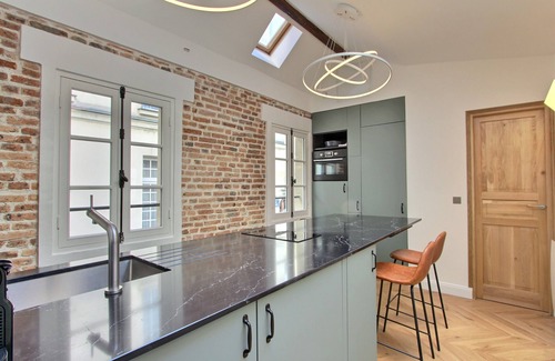 Saint-Gervais Apartment | Modern, elegant 2 BD 2 BTH, in the Marais, insurance included