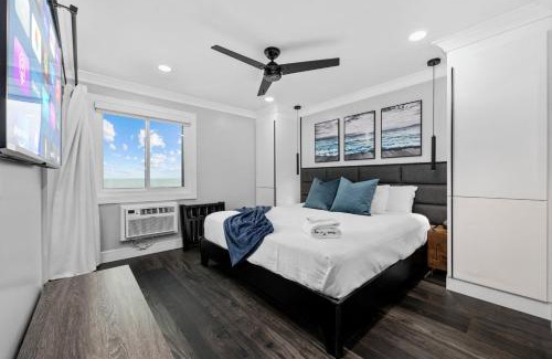 Myrtle Beach Apartment | Modern Escape - Luxury Oceanfront Views with Pool, Parking and Amenities