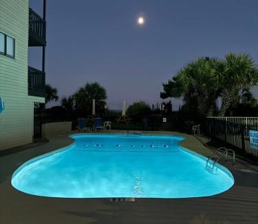 Myrtle Beach Apartment | Modern Escape - Luxury Oceanfront Views with Pool, Parking and Amenities