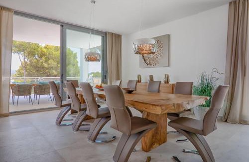 Santa Ponsa Villa | Modern exclusive Villa with Pool and Mountain View