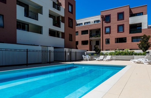 Newtown Apartment | Modern, Executive Apartment near Newtown