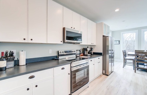 Basye Cabin | Modern Family Cabins 1 min to Bryce! Perfect for Families