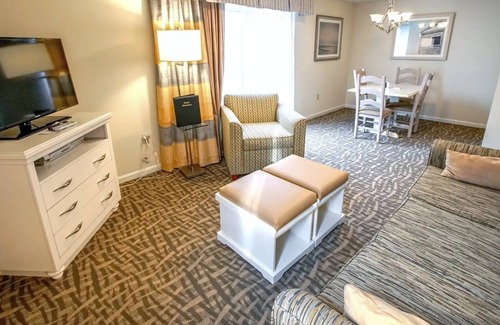 Mashpee Condo | Modern family-friendly Sea Mist Resort w/many amenities close to beaches!