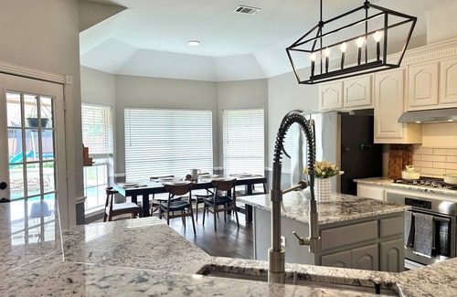 Waxahachie House | Modern Family Getaway w/Pool, Pet Friendly, Near Shops & Dining
