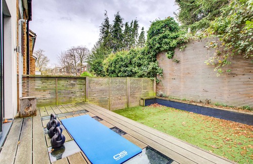 Wimbledon House | Modern Family home in Wimbledon Village with Private Parking