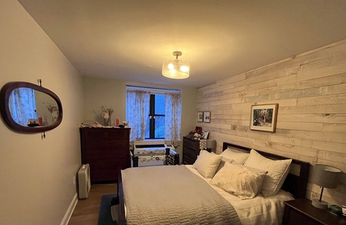South Slope Condo | Modern Farmhouse 2 BR Duplex in South Slope w/Private Patio